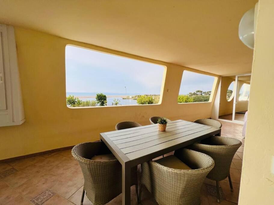 3Apartamento De Tres Habitaciones Empuriabrava Extérieur photo